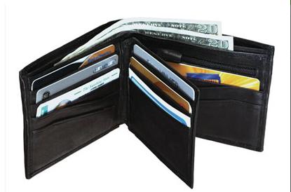 things-to-keep-in-Wallet