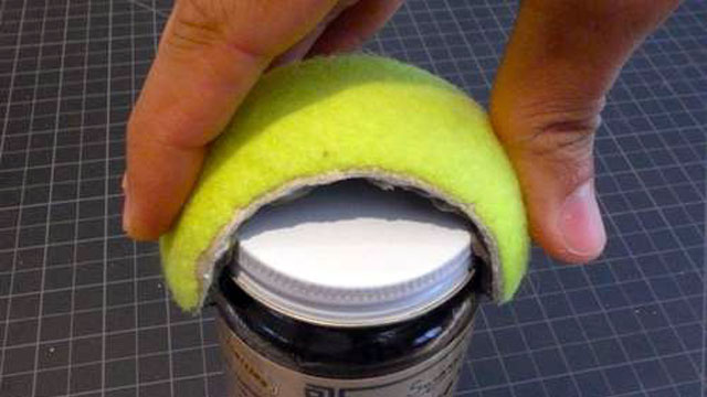0830-tennis-ball-jar